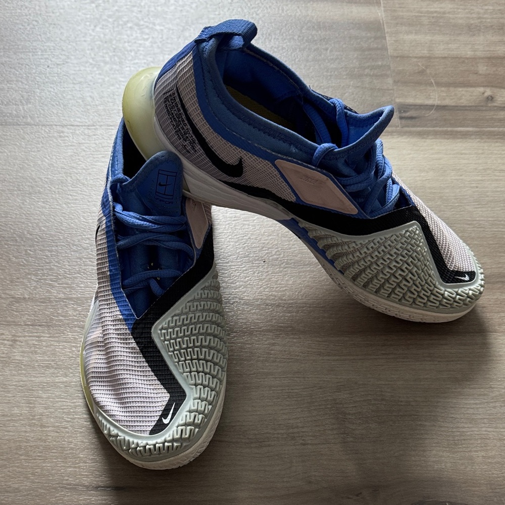 Nike Blue and White Sports Sneakers